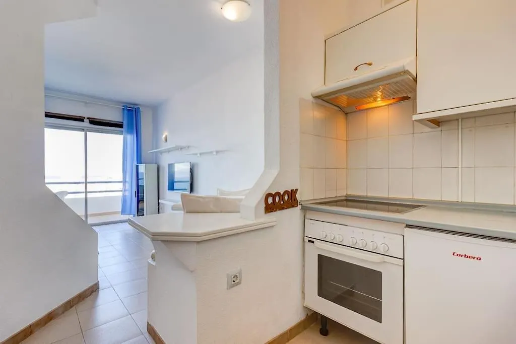 Bonito Estudio Playa Paraiso Con Vista Al Mar By Paramount Holidays أذيخي